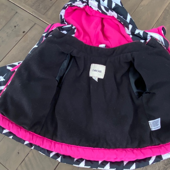 2-in-1 Houndstooth Coat - Picture 5 of 8